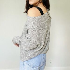 Free people bateau neckline